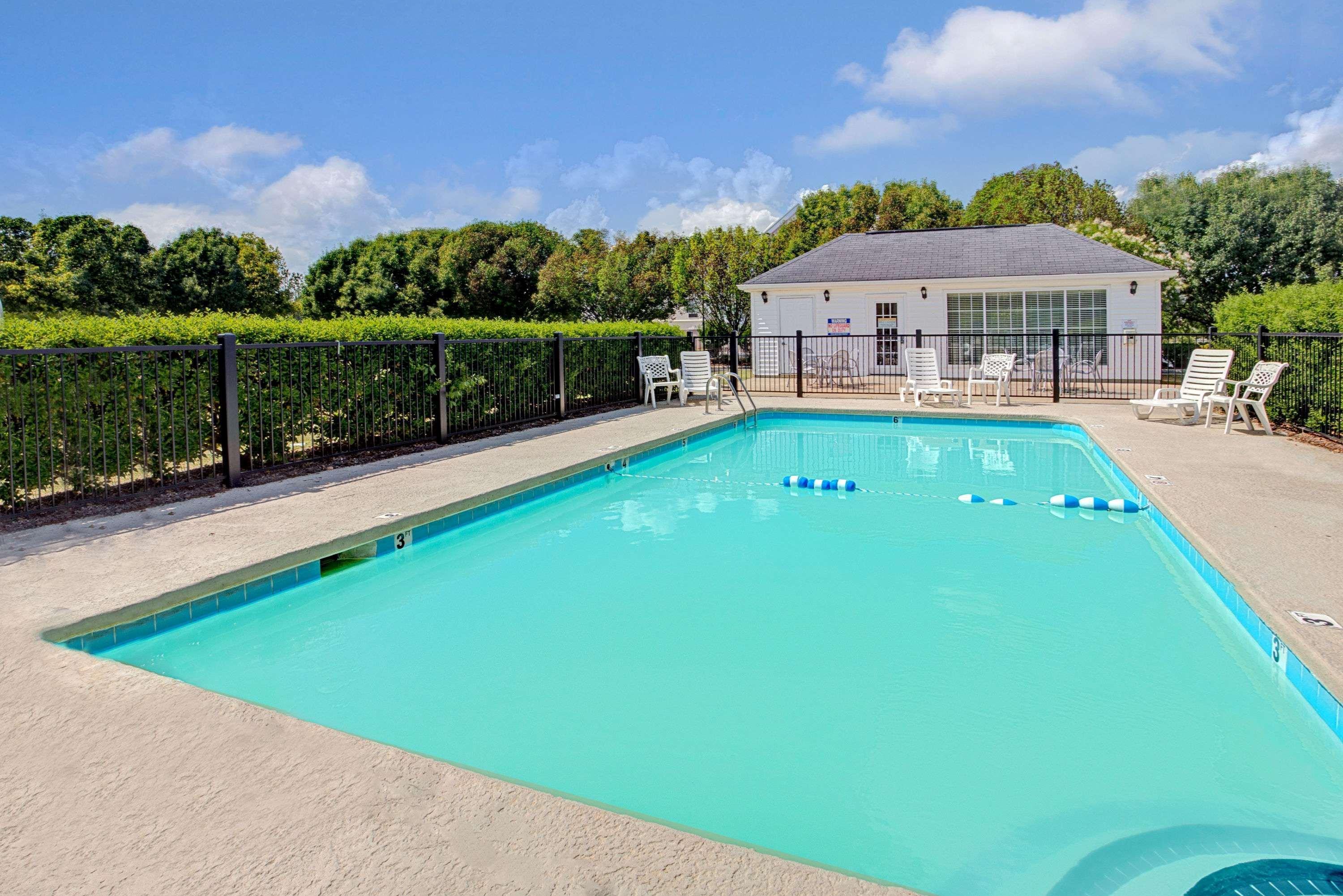 Hotel Baymont By Wyndham Smithfield Exteriér fotografie