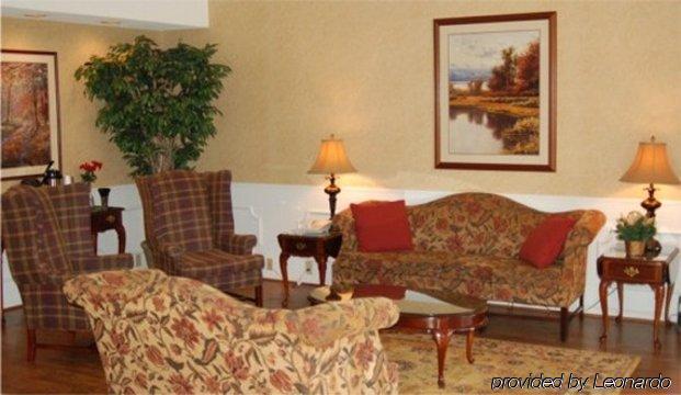 Hotel Baymont By Wyndham Smithfield Interiér fotografie